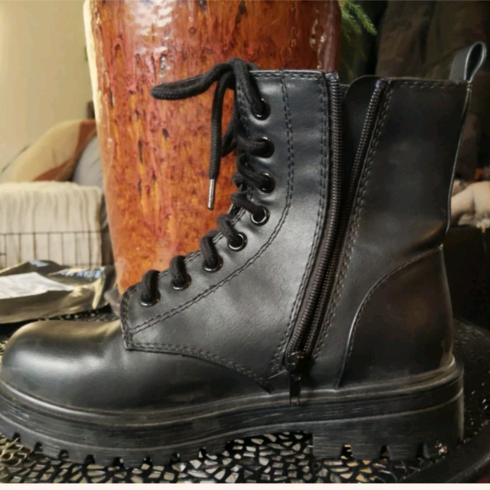 Soda Women Motorcycle Riding Boots
